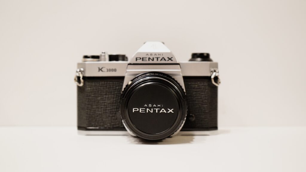 pentax k-1000 film camera