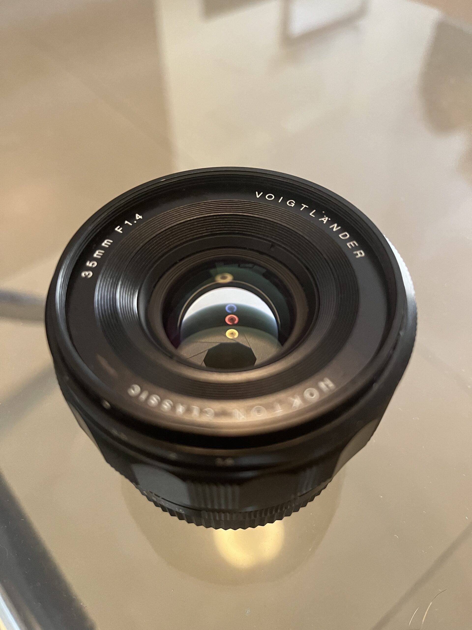 35mm lens vs 50mm lens